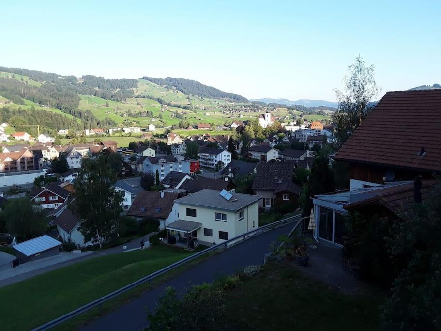 Zwinglis Ferienwohnung Rosi Nesslau Buitenkant foto